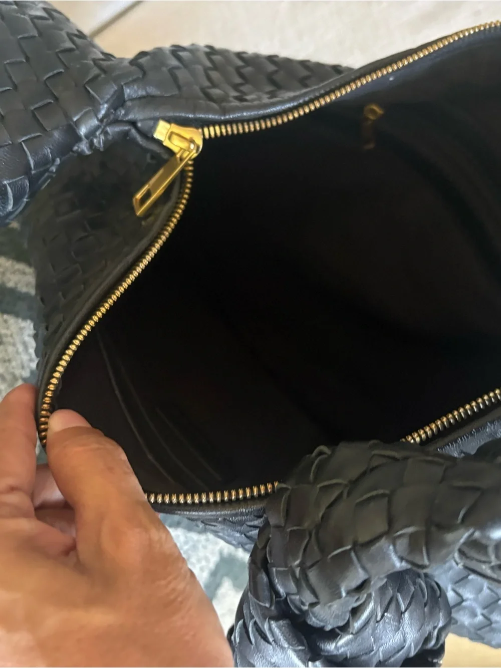 Quince Woven Leather Shoulder Bag - Black